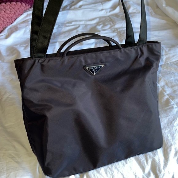 Prada Black Nylon Tote Bag - Picture 4 of 9
